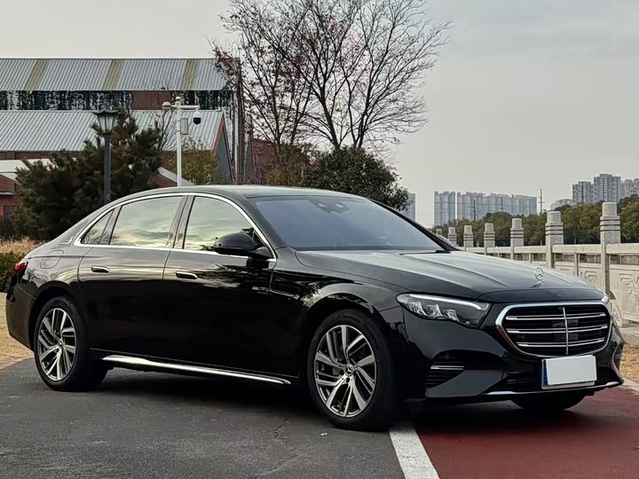 Mercedes-Benz E-Class 2025 2025款 E 300 L 时尚型