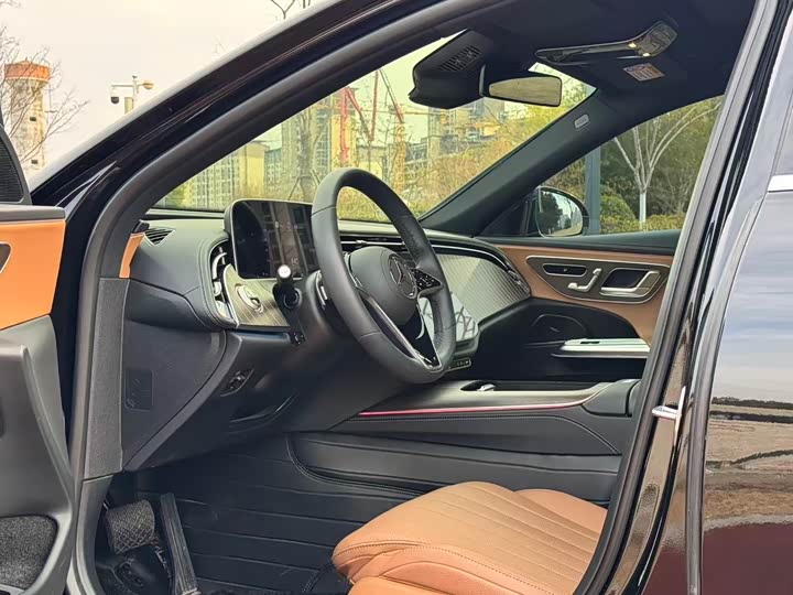 Mercedes-Benz E-Class 2025 2025款 E 300 L 时尚型