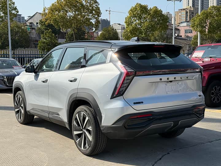 Geely Atlas L 2024 2024款 1.5TD DCT尊贵版