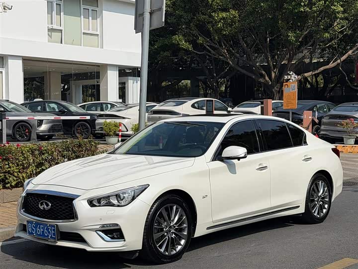 Infiniti Q50L 2021 2021款 2.0T 进享版