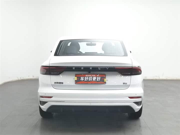 Geely Emgrand 2025 2025款 第4代 1.5L 手动龙腾版