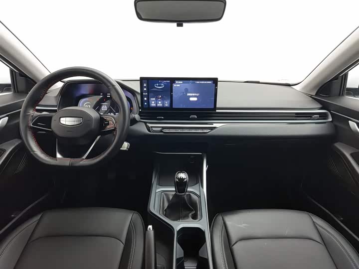 Geely Emgrand 2025 2025款 第4代 1.5L 手动龙腾版