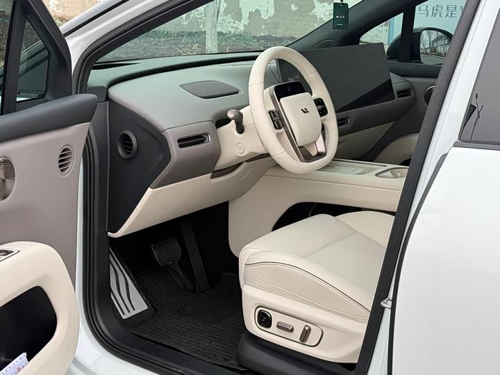 LiXiang i6 2025 2025款 两驱标准版