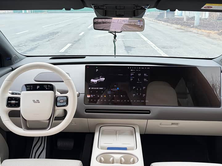 LiXiang i6 2025 2025款 两驱标准版