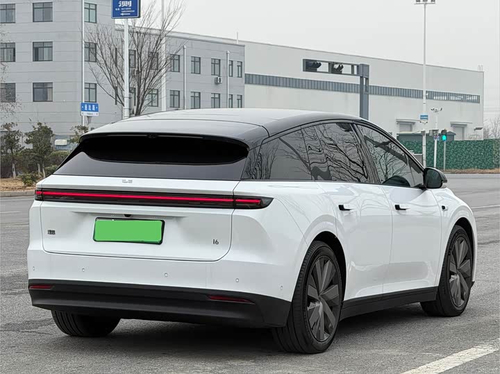 LiXiang i6 2025 2025款 两驱标准版