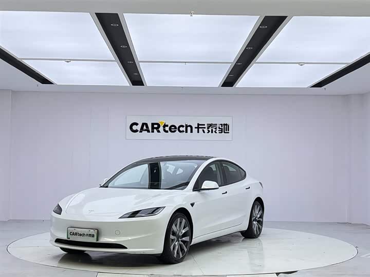 Tesla Model 3 2025 2025款 后轮驱动版