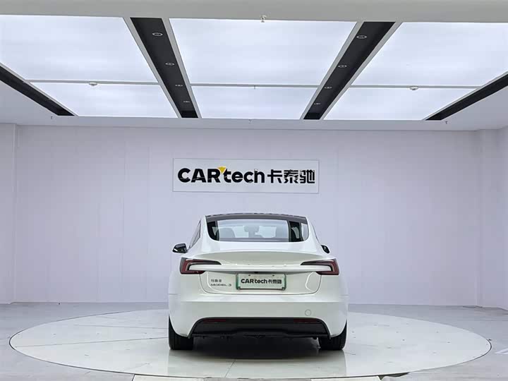 Tesla Model 3 2025 2025款 后轮驱动版
