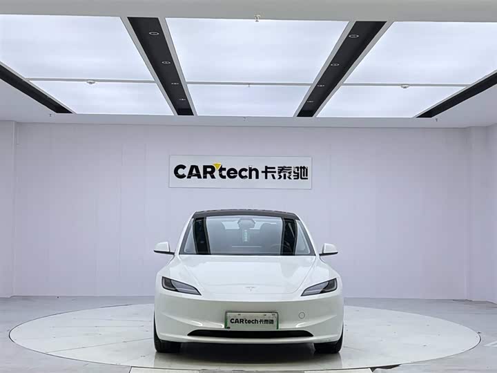 Tesla Model 3 2025 2025款 后轮驱动版