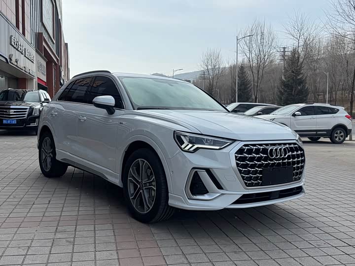 Audi Q3 2024 2024款 40 TFSI 时尚动感型