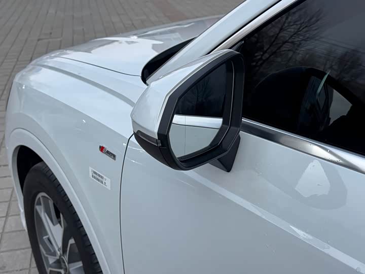 Audi Q3 2024 2024款 40 TFSI 时尚动感型