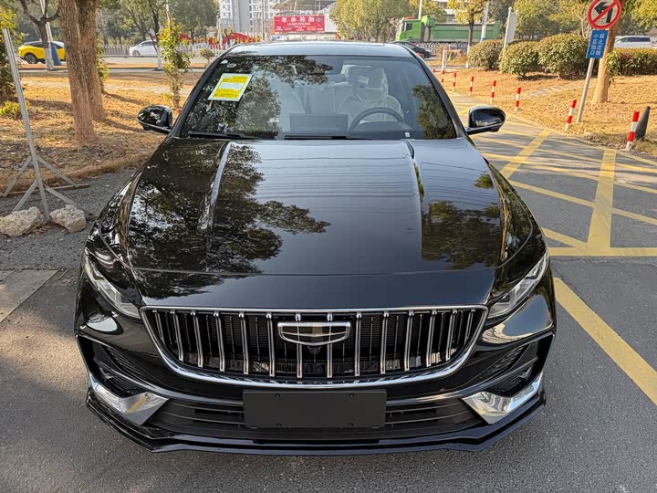Geely Preface 2026 2026款 东方曜 1.5TD 昆仑版