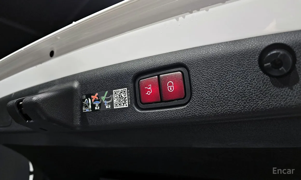 Mercedes-Benz E-Class 2024 E300 4MATIC AMG Line