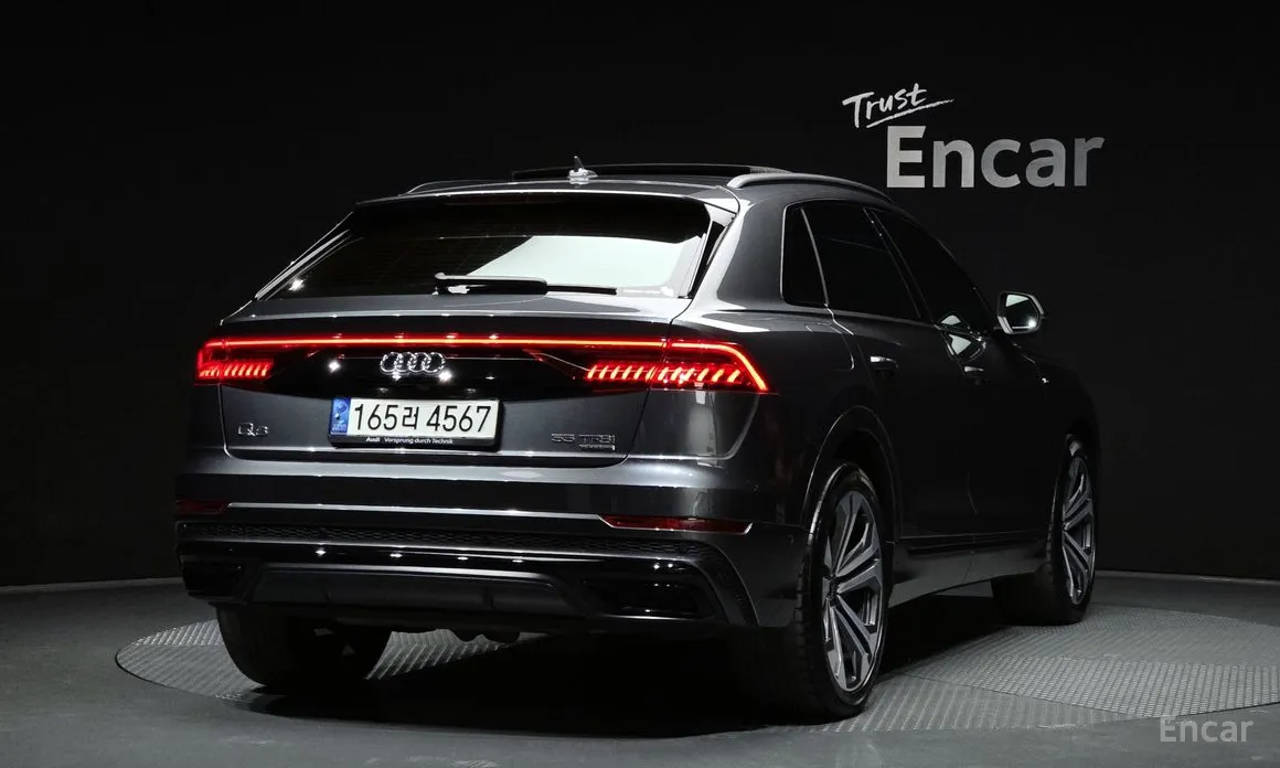 Audi Q8 2018 55 TFSI Quattro Premium