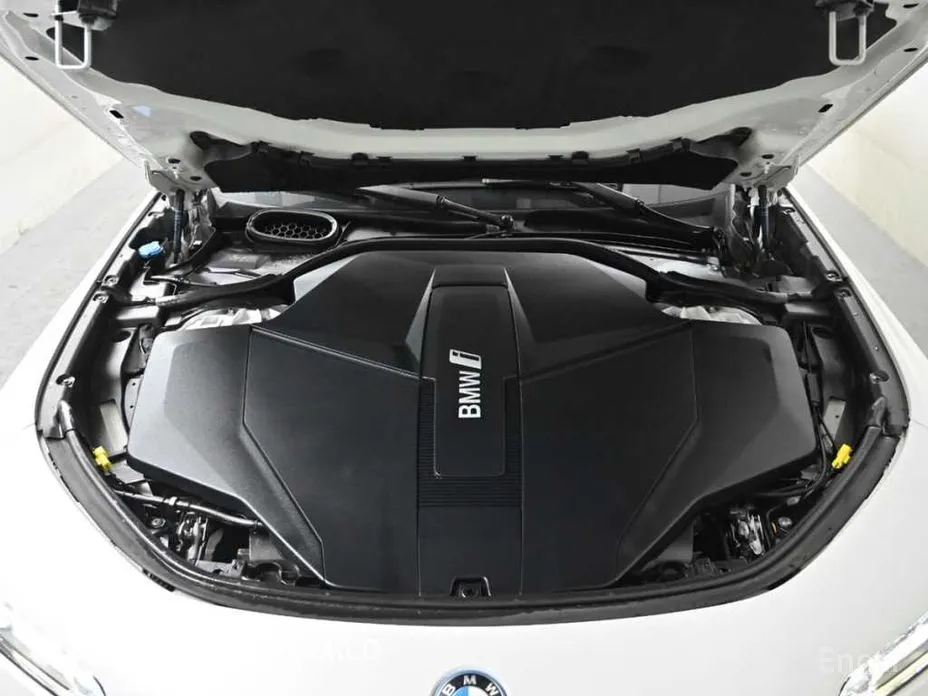 BMW i7 2022 xDrive 60 Design Pure Excellence