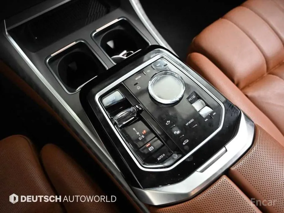 BMW i7 2022 xDrive 60 Design Pure Excellence