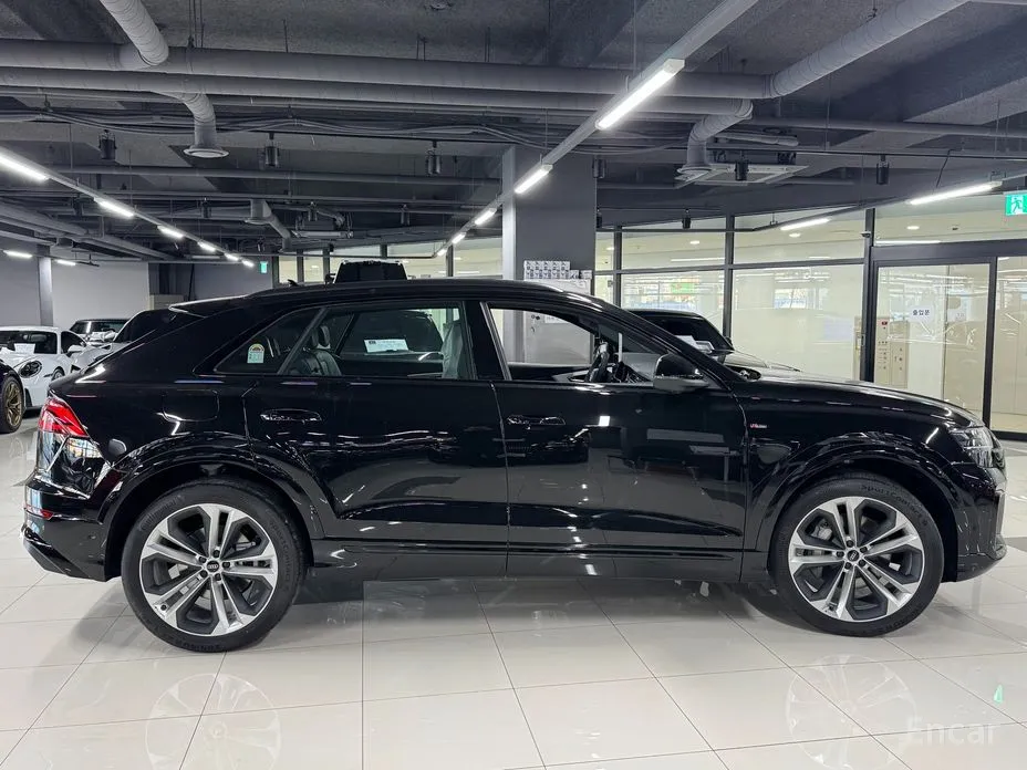 Audi Q8 2018 55 TFSI Quattro Premium