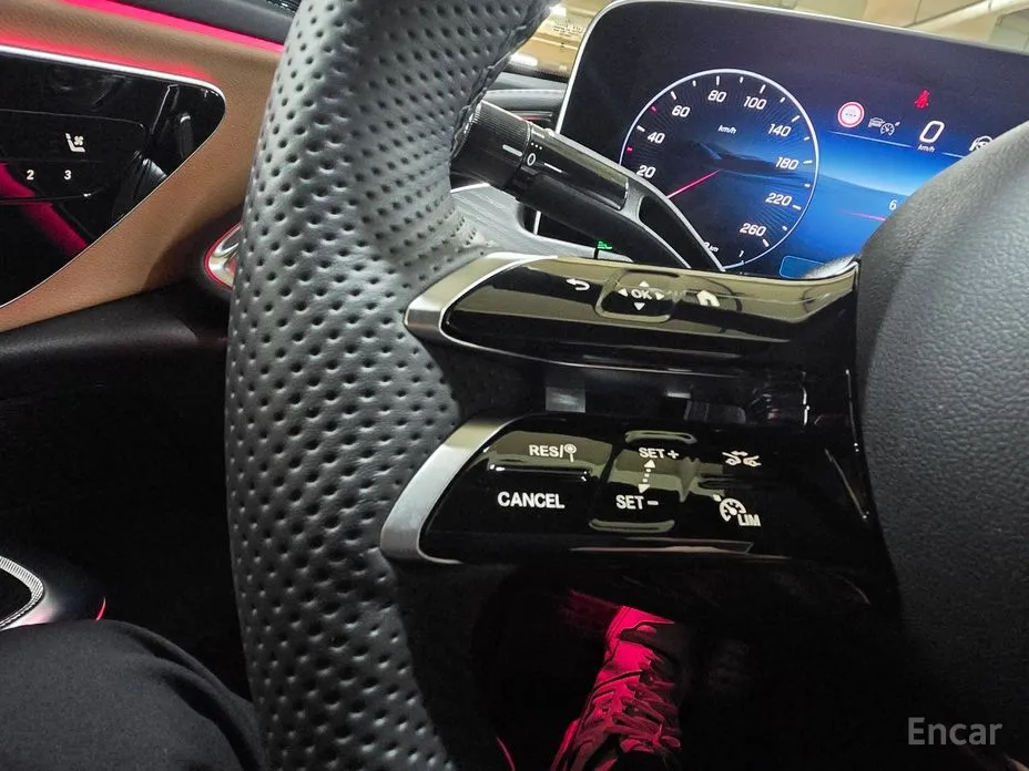 Mercedes-Benz E-Class 2024 E200 Avantgarde Limited