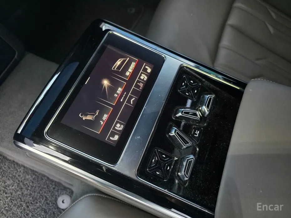 Audi A8 2018 55 TFSI Quattro Premium LWB