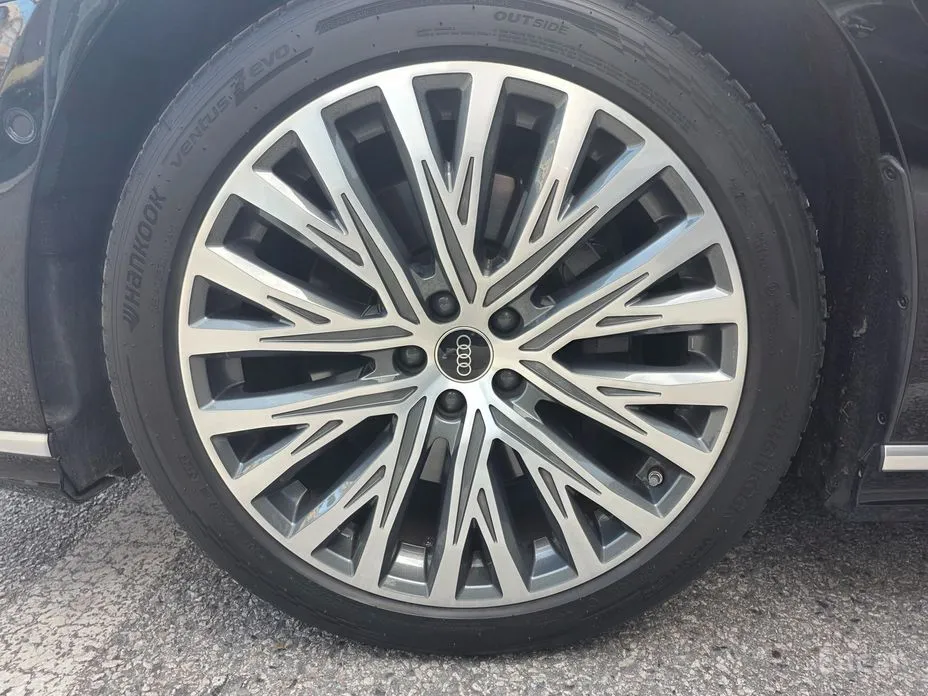 Audi A8 2018 55 TFSI Quattro Premium LWB