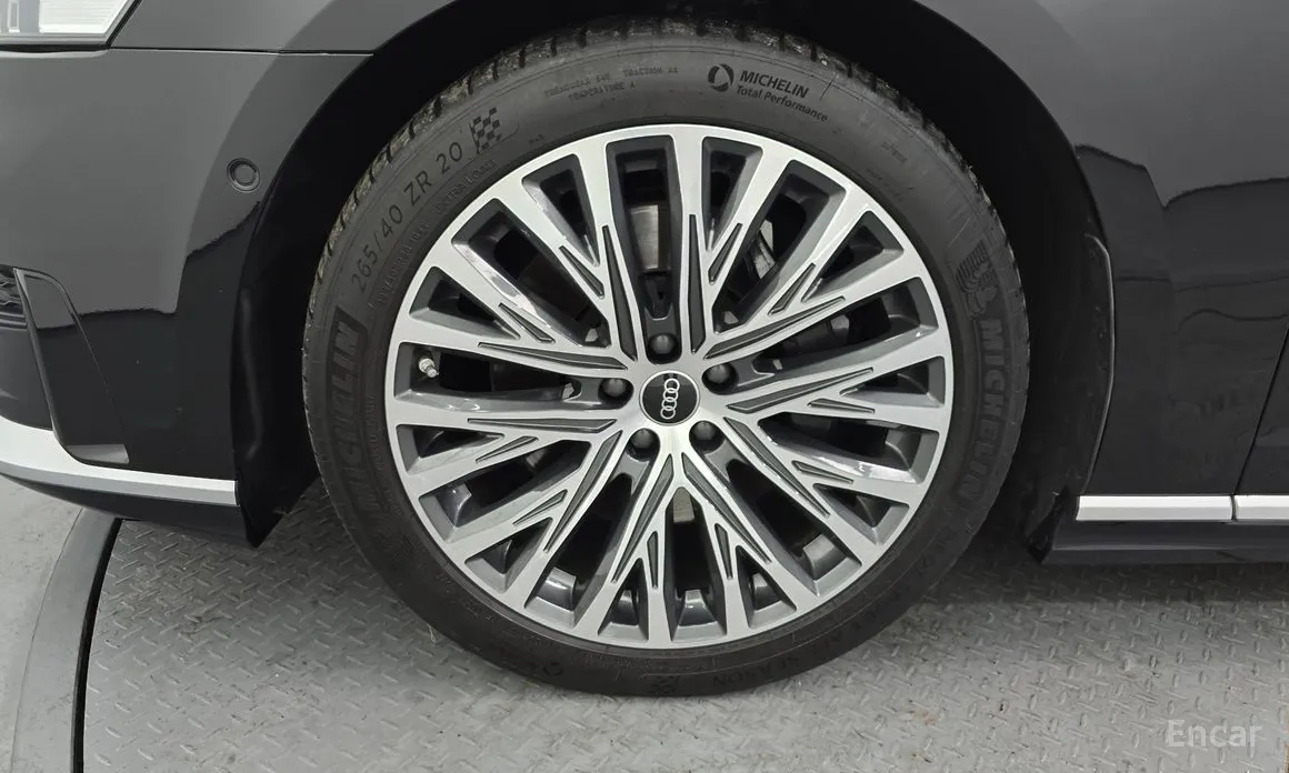 Audi A8 2018 55 TFSI Quattro LWB