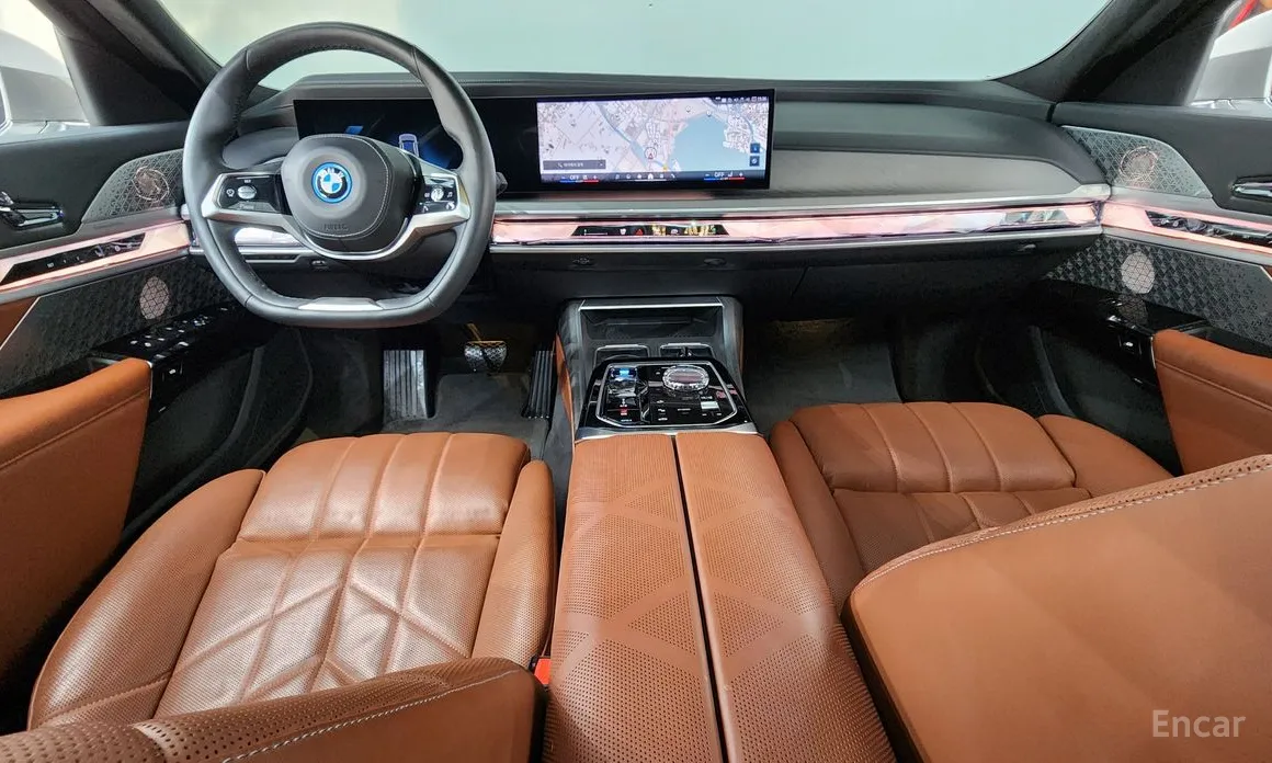BMW i7 2022 xDrive 60 Design Pure Excellence