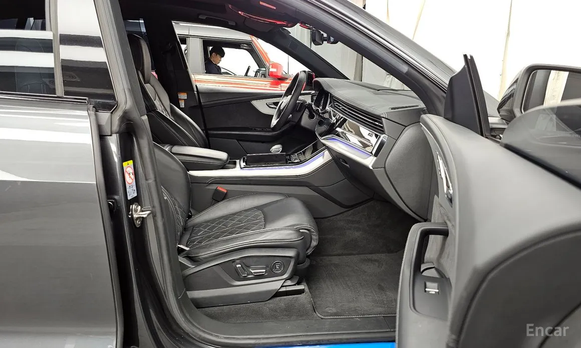 Audi Q8 2018 55 TFSI Quattro Premium