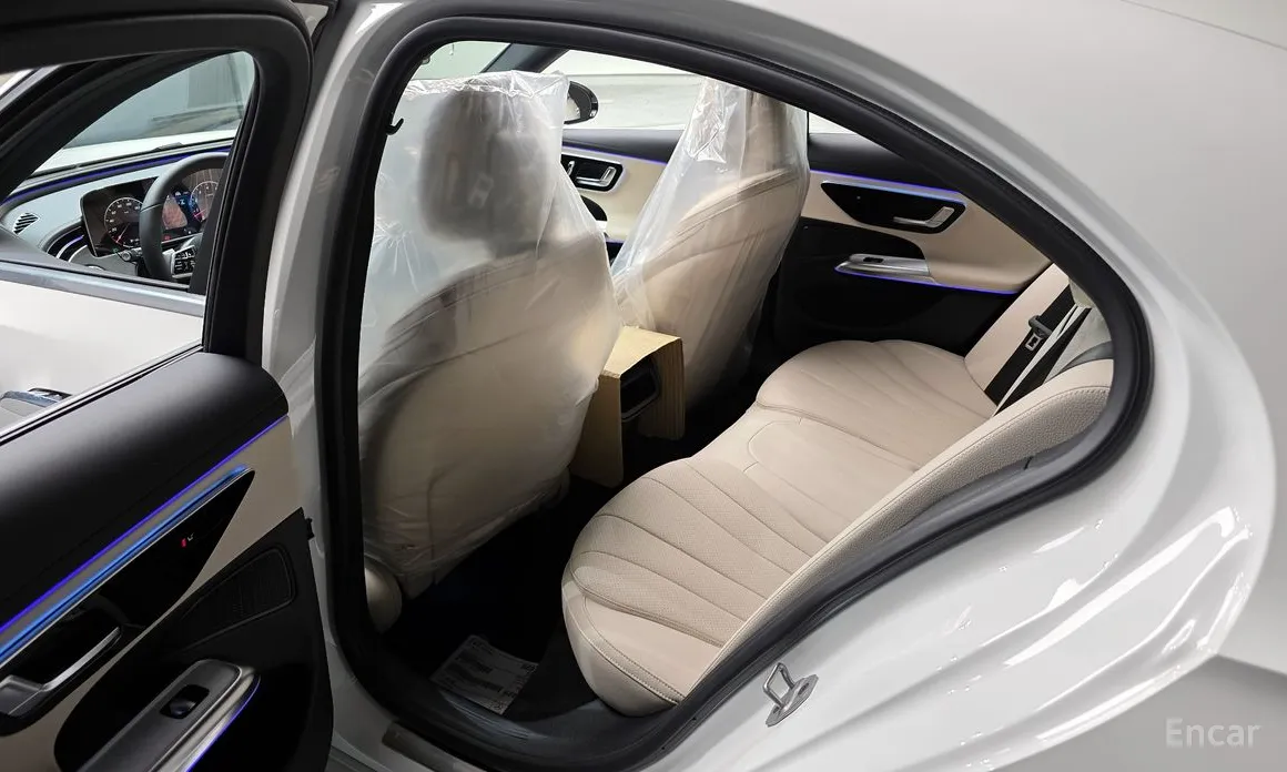 Mercedes-Benz E-Class 2024 E200 Avantgarde