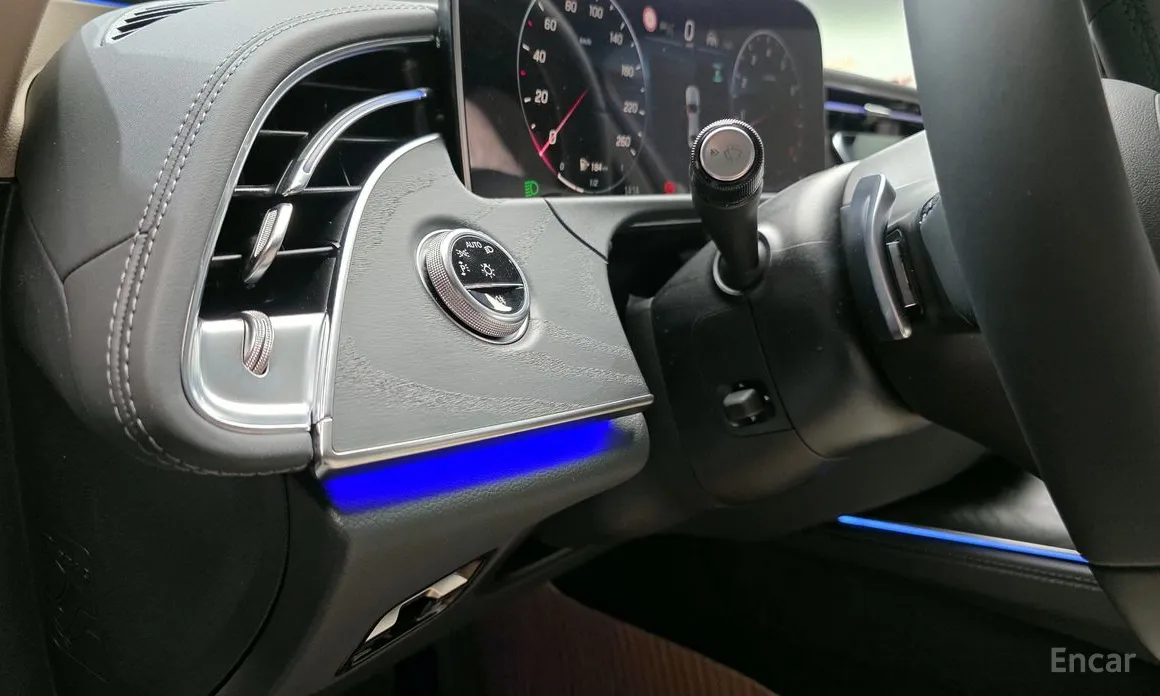 Mercedes-Benz E-Class 2024 E200 Avantgarde