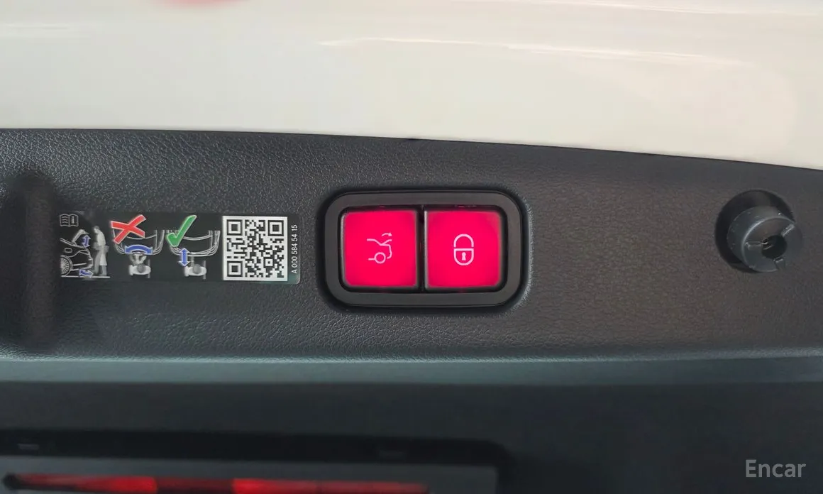 Mercedes-Benz E-Class 2024 E200 Avantgarde