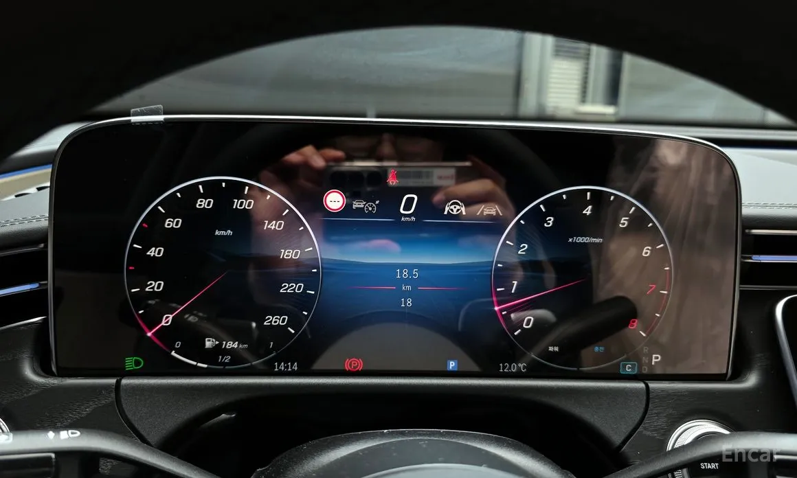 Mercedes-Benz E-Class 2024 E200 Avantgarde