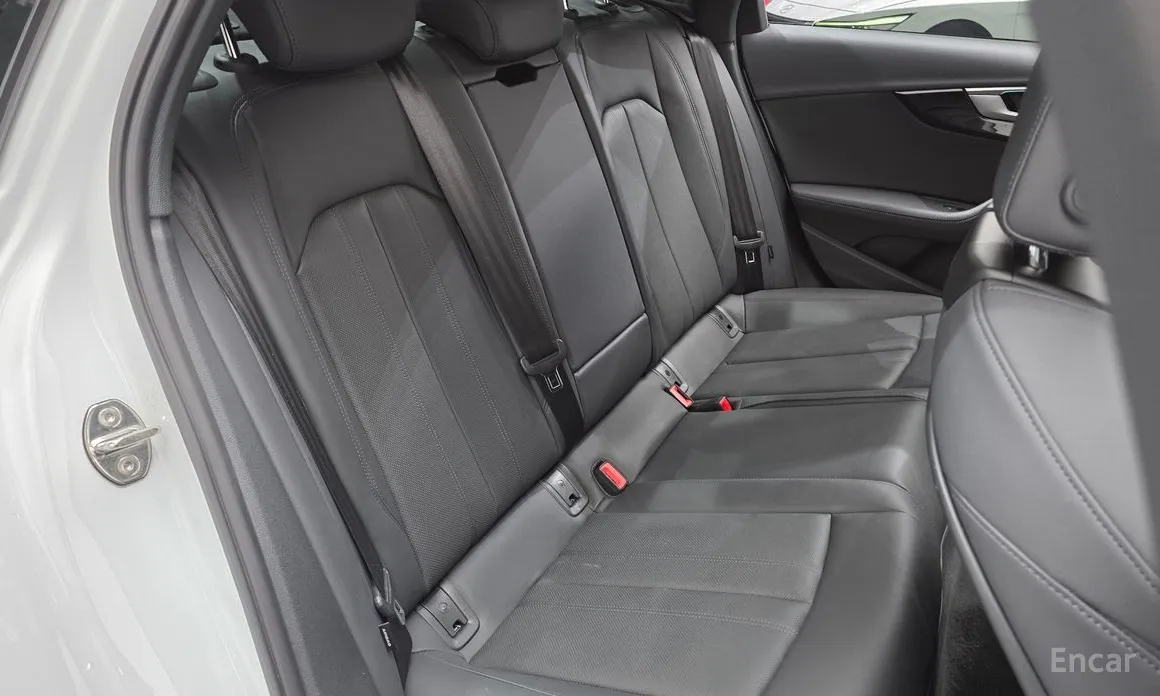 Audi A4 2016 45 TFSI Quattro Premium