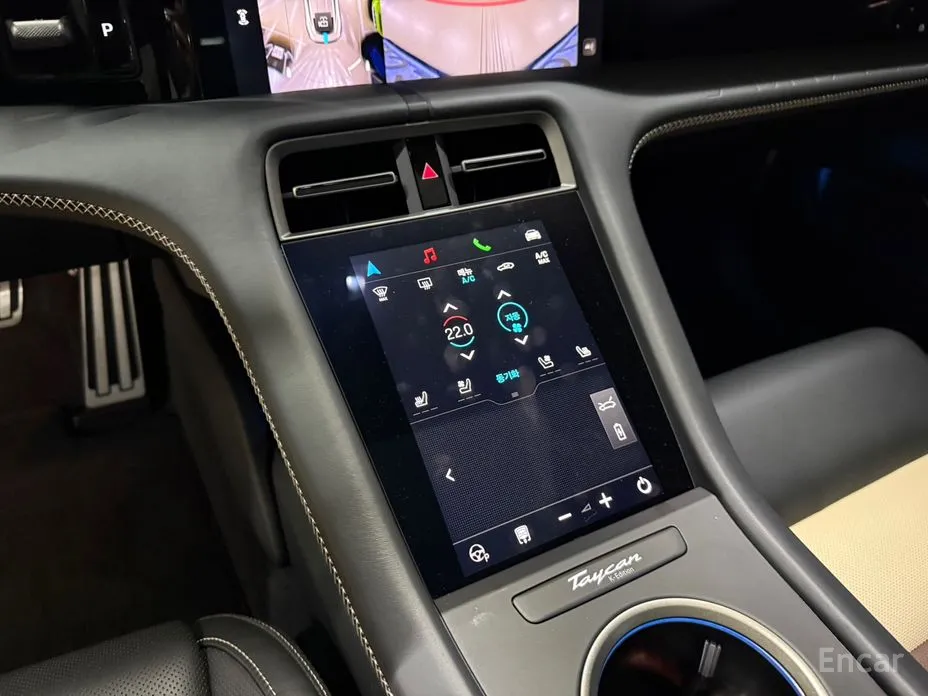 Porsche Taycan 2020 Turbo