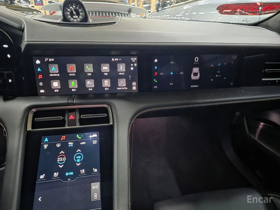 Porsche Taycan 2020 Turbo