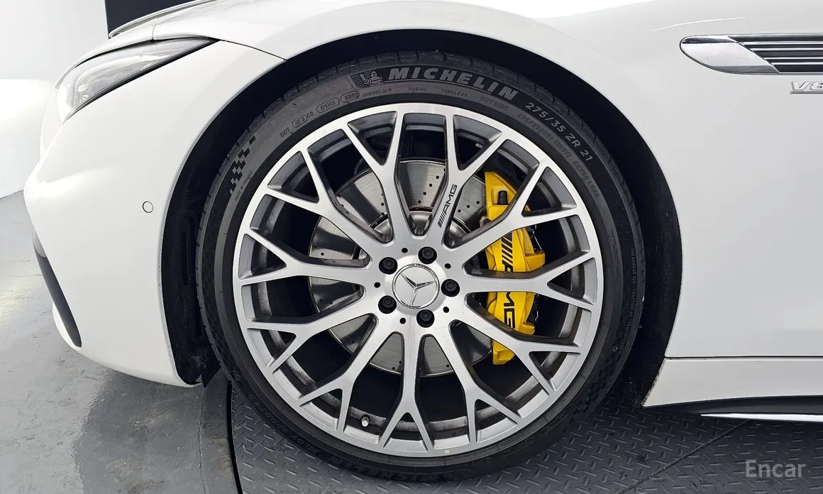 Mercedes-Benz SL-Class 2023 AMG SL63 4MATIC+