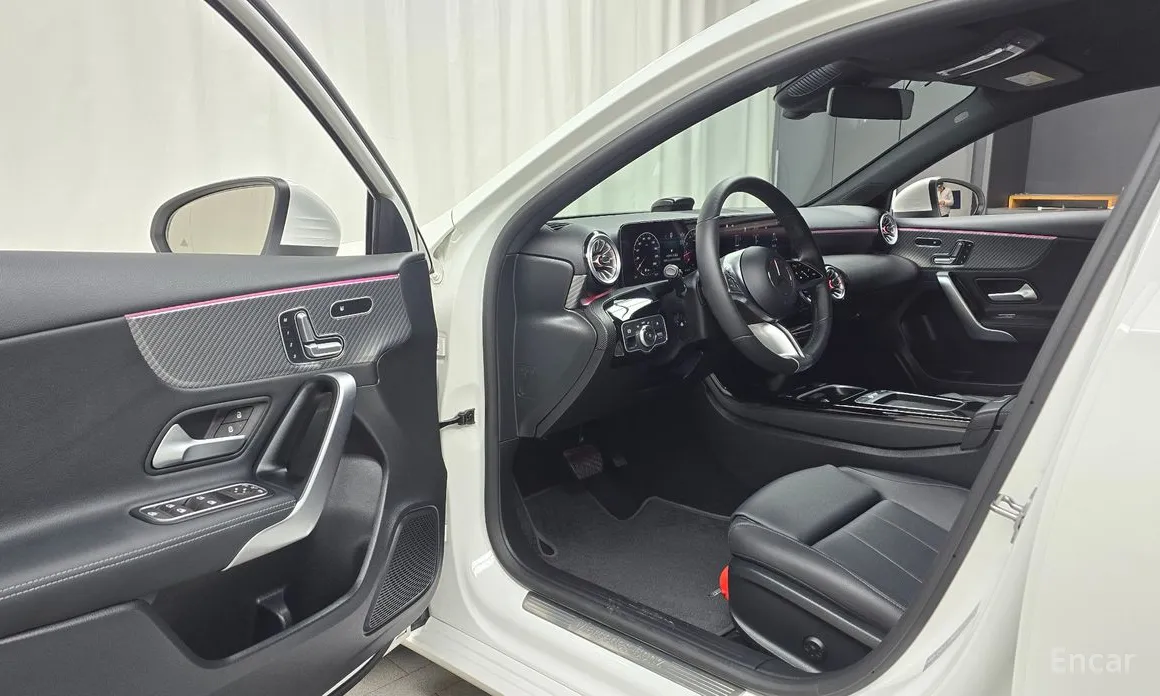 Mercedes-Benz A-Class 2019 A220 Hatchback