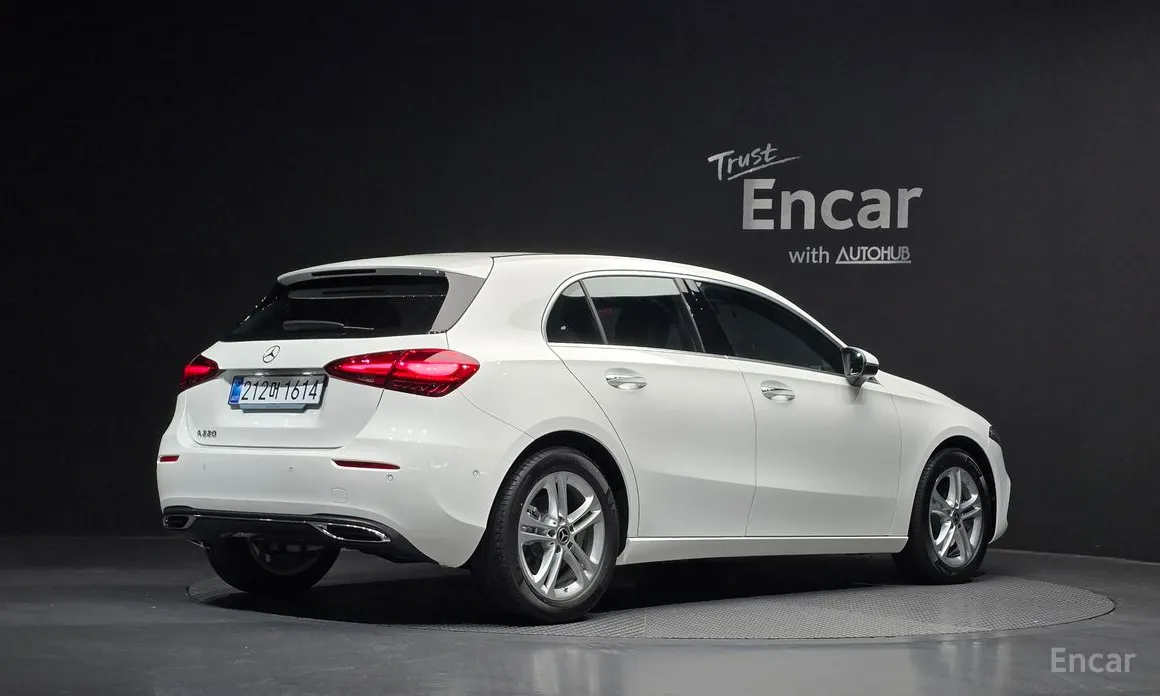 Mercedes-Benz A-Class 2019 A220 Hatchback