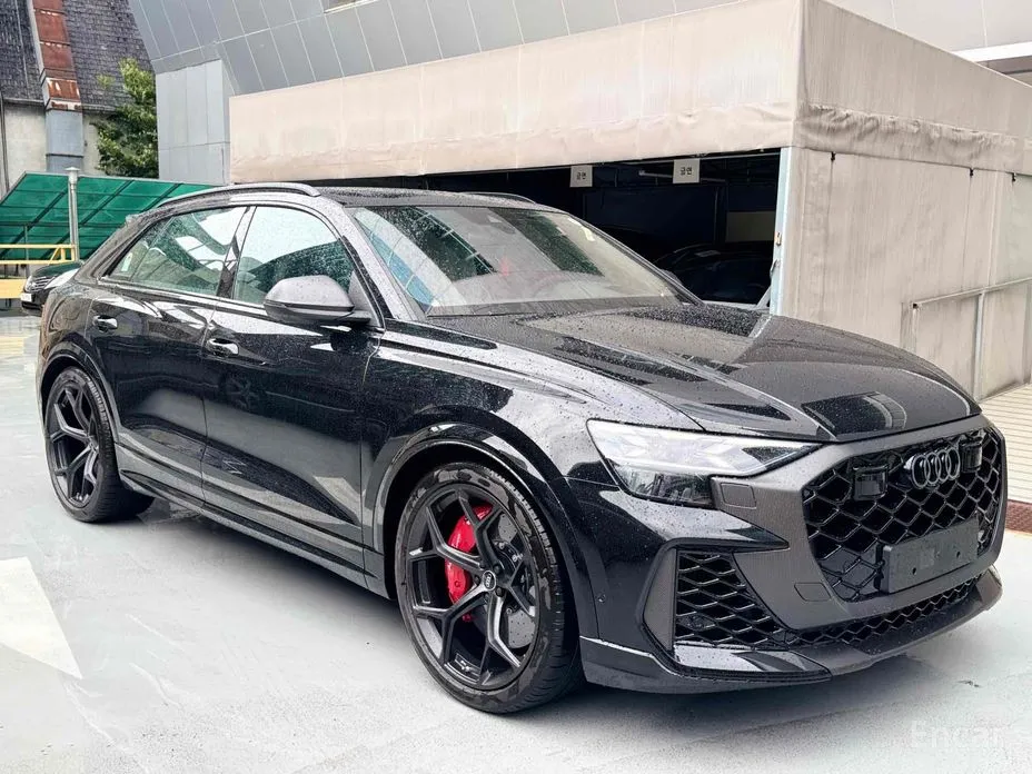 Audi RS Q8 2020 4.0 TFSI Quattro Performance