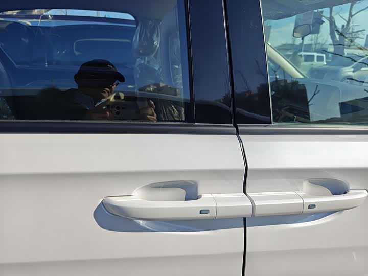 Buick GL8 ES 2025 2025款 陆上公务舱 舒适DG版