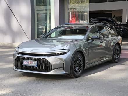 Toyota Crown Sedan 2024 2024款 2.5L 至尊版