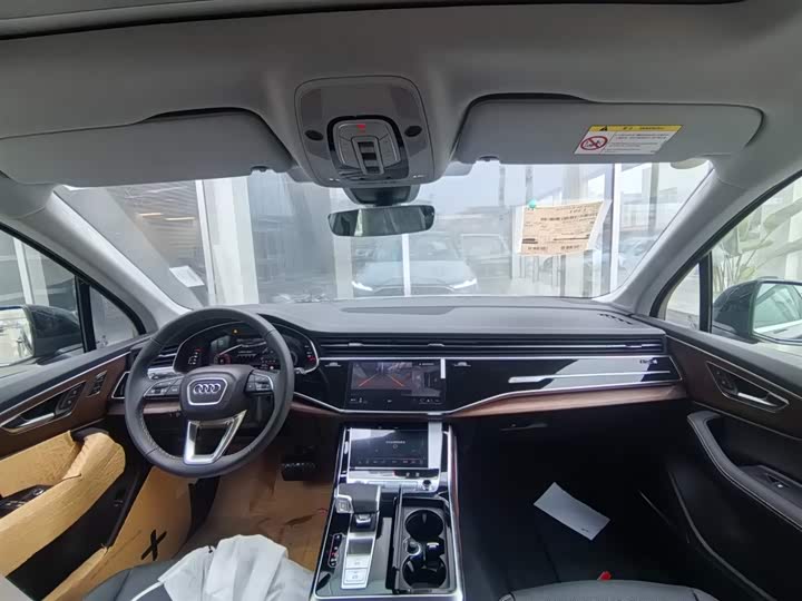 Audi Q7 2025 2025款 55 TFSI quattro S line运动型