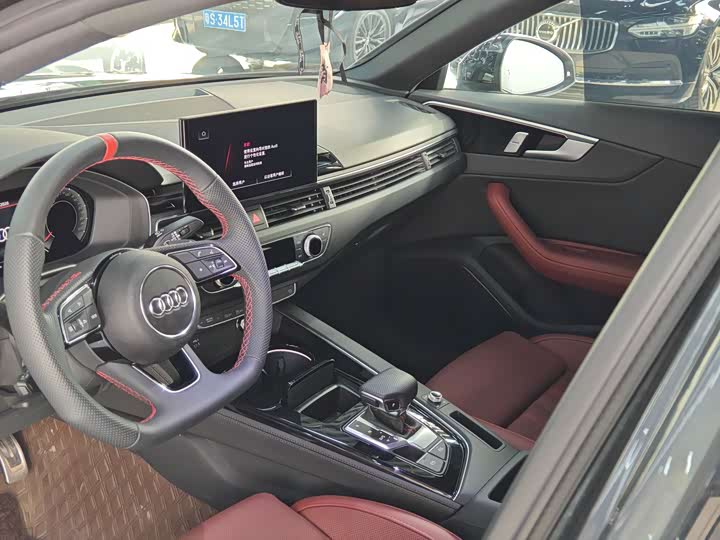 2025 Audi A4L