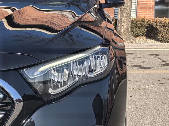 Mercedes-Benz E-Class Hybrid 2024 2024款 E 350 e L 插电式混合动力轿车