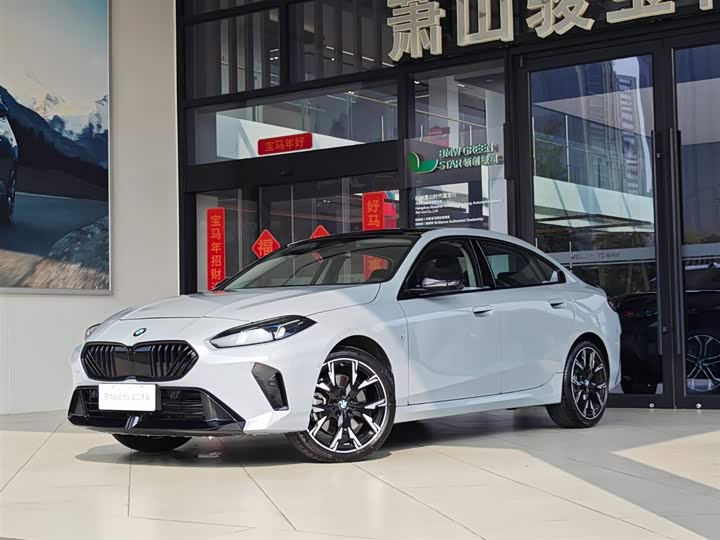 BMW 2 Series 2025 2025款 225L M运动曜夜套装
