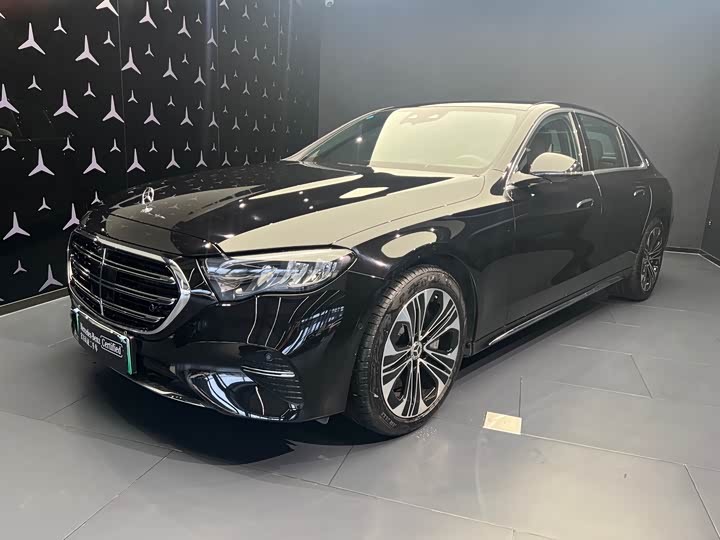 Mercedes-Benz E-Class Hybrid 2024 2024款 E 350 e L 插电式混合动力轿车