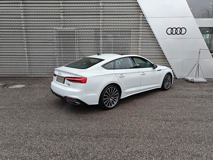 Audi A5 2024 2024款 Sportback 40 TFSI quattro 豪华动感型