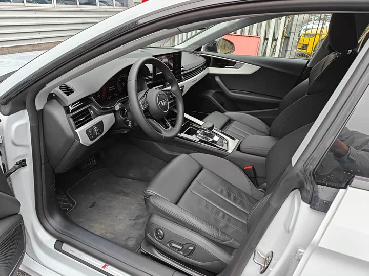 Audi A5 2024 2024款 Sportback 40 TFSI quattro 豪华动感型