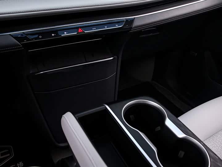 Buick GL8 ES 2025 2025款 陆尊 尊享版