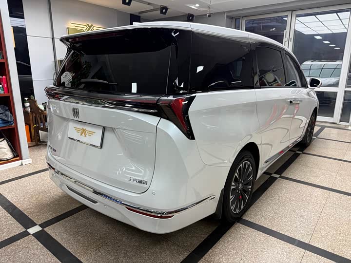 Buick GL8 ES 2025 2025款 陆尊 智享版