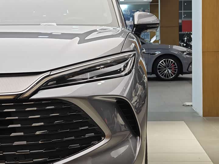 BYD Song L DM-i Hybrid 2025 2025款 智驾版 160km 卓越型