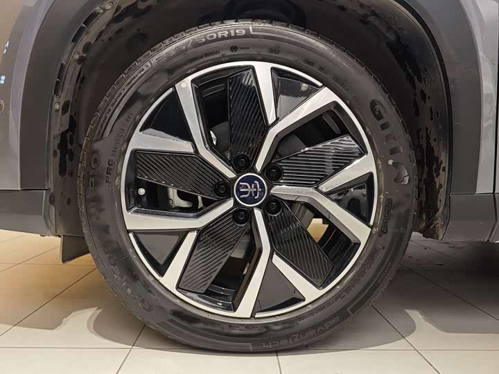 BYD Song L DM-i Hybrid 2025 2025款 智驾版 160km 卓越型